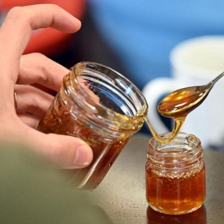 خرید عسل چهل گیاه شیراز
