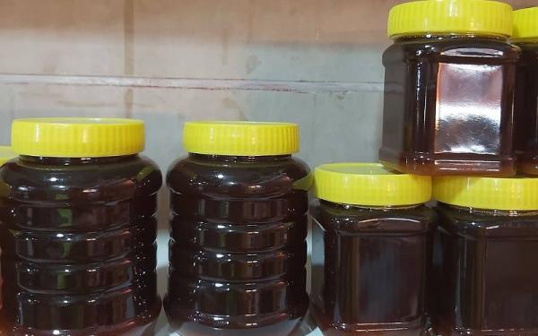 مشخصات عسل موم دار سیاه